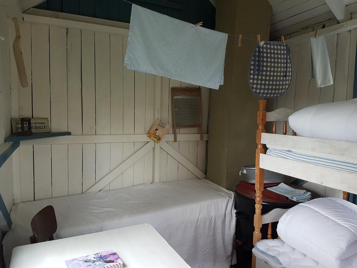Bradtom Slusscafe & Stugor Norrköping Buitenkant foto