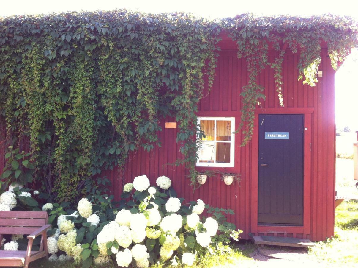 Bradtom Slusscafe & Stugor Norrköping Buitenkant foto